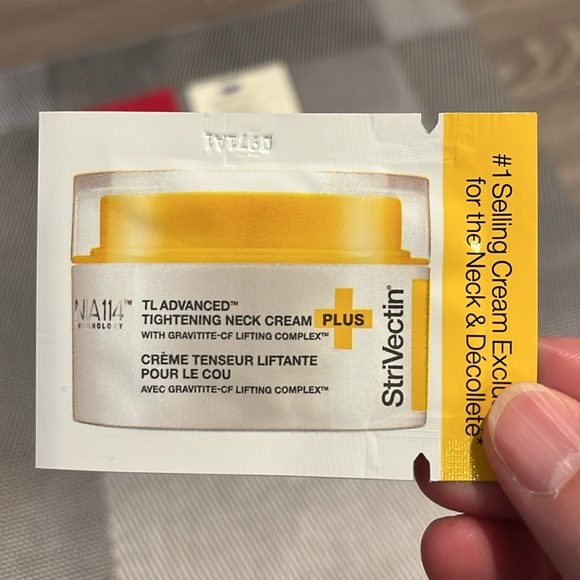 Skincare samples set - Estee Lauder, Clarins, Origins, NUXE and more - Picture 6 of 8